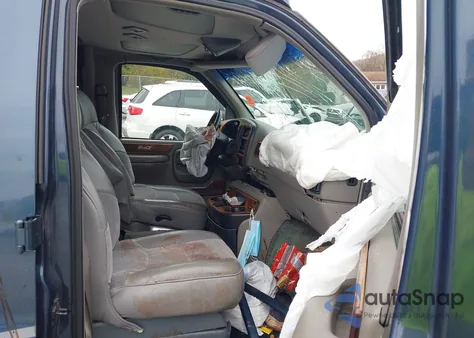 1999 Chevrolet Express z USA, uszkodzony, nr VIN 1GBFG15R4X1007139